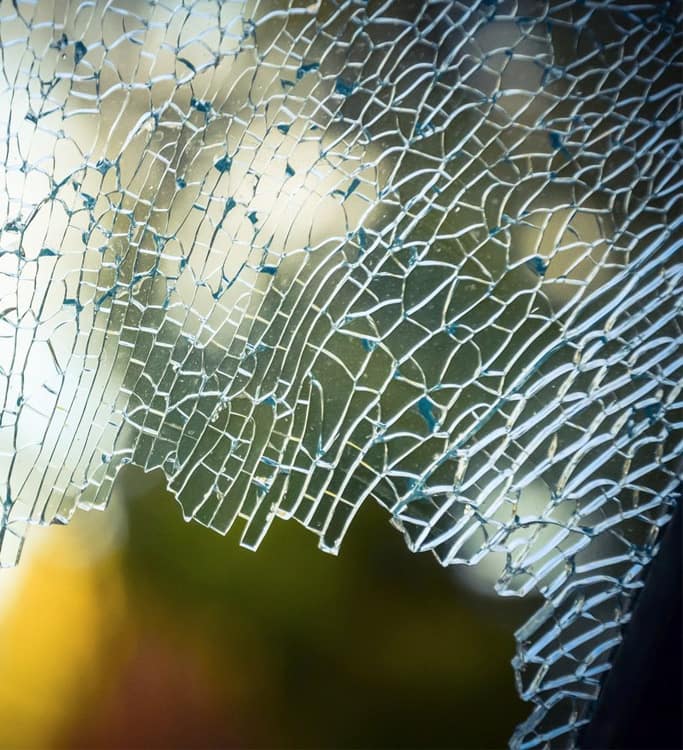 5 Facts Causes of Broken Tempered Glass Aluminium Magazine